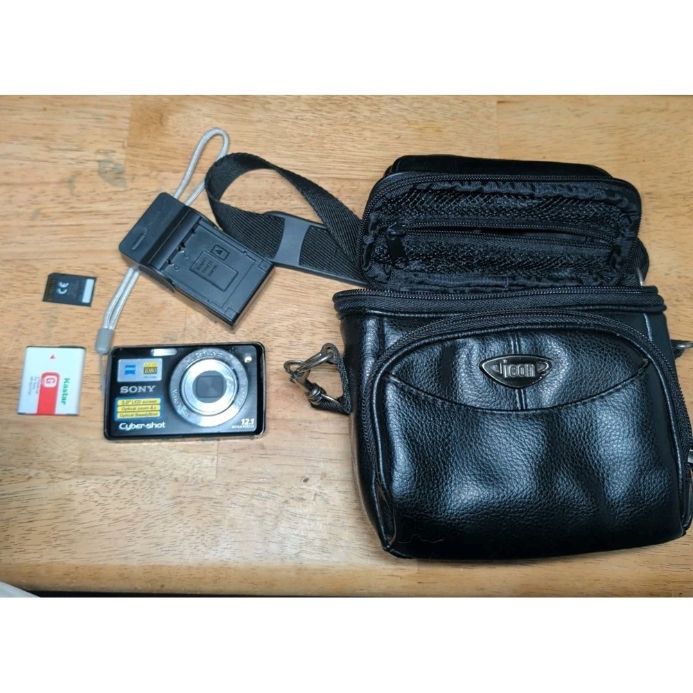 Sony Cyber-shot DSC-W230 12.1MP Digital Camera 2GB New Bat & Charger Icon Case
